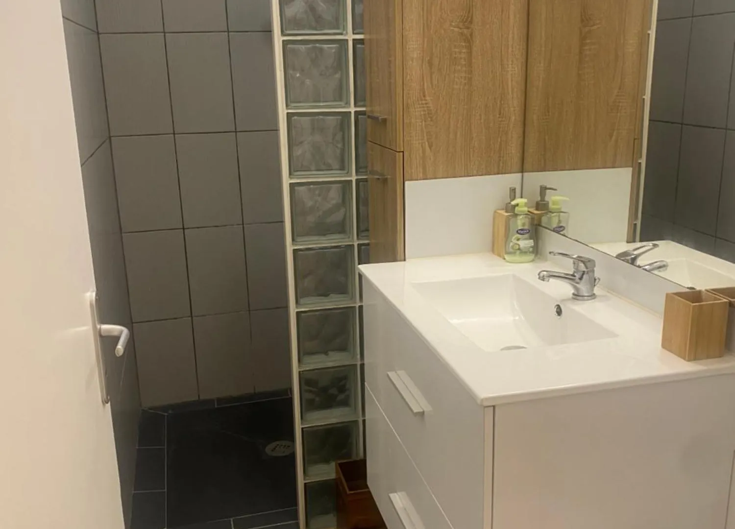 Un Coin De Rose Appartement Les Abymes